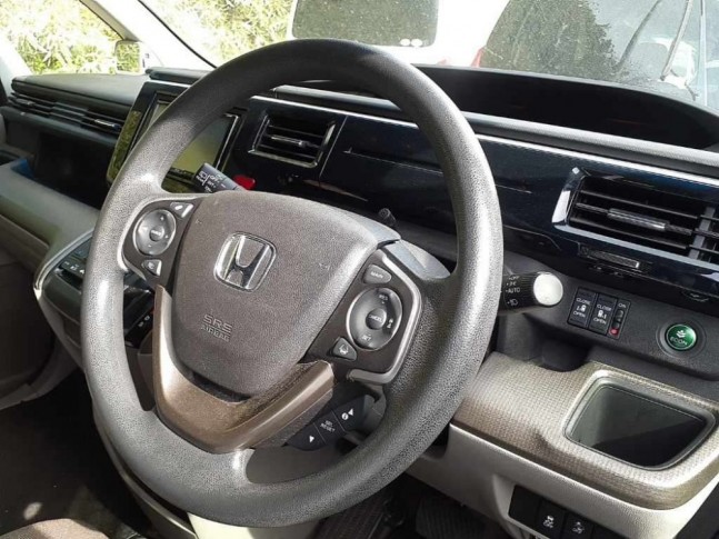 Honda Stepwgn 1.5 G Honda Sensing 7 Seater 2020