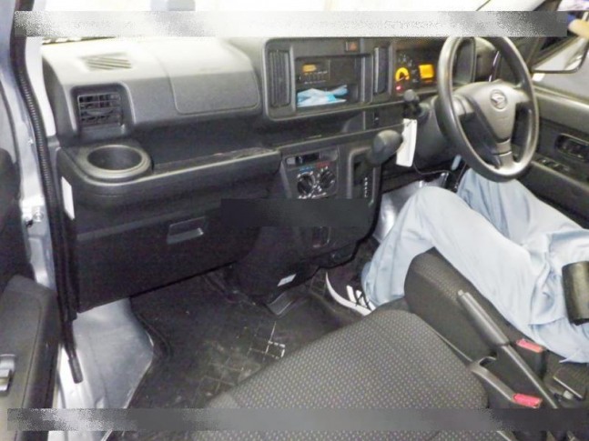 Daihatsu Hijet Cargo 660 Deluxe SAIII High Roof 4WD 2021