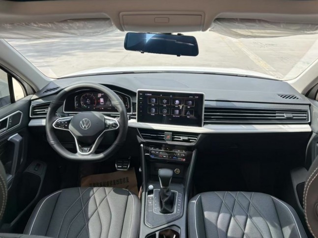 Volkswagen Tiguan L 2.0 330 TSI DSG R-Line Enjoy Edition 2022