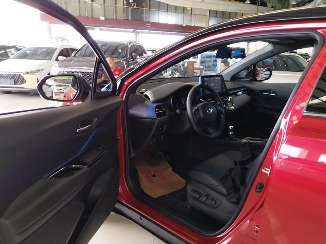 Toyota C-HR 2.0 CVT Advance Sunroof 2021
