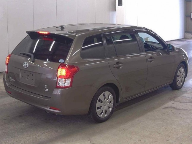 Toyota Corolla Fielder 1.5 G 2014