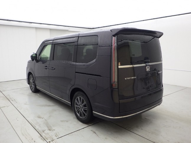 Honda Stepwgn 1.5 Spada Honda Sensing 7 seater 4WD 2022
