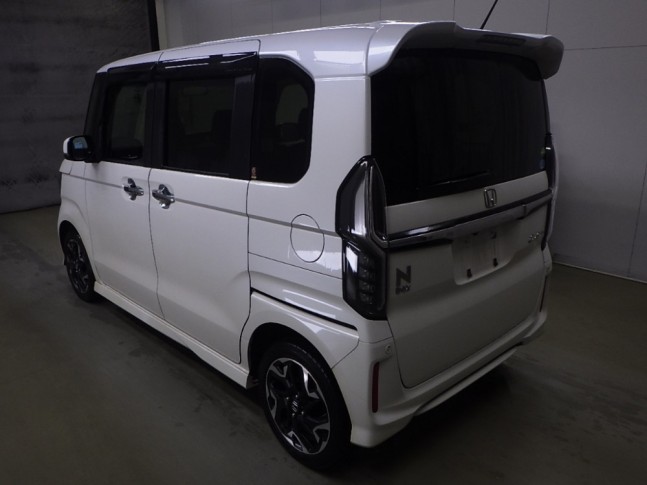 Honda N-BOX Custom 660 G L Turbo Honda Sensing 4WD 2018