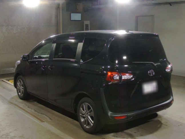 Toyota Sienta 1.5 G 2022