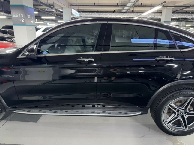 Mercedes-Benz GLC Coupe GLC 220d 4MATIC 2021