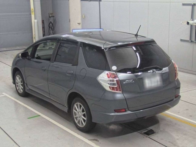 Honda Fit Shuttle 1.5 15X 4WD 2013