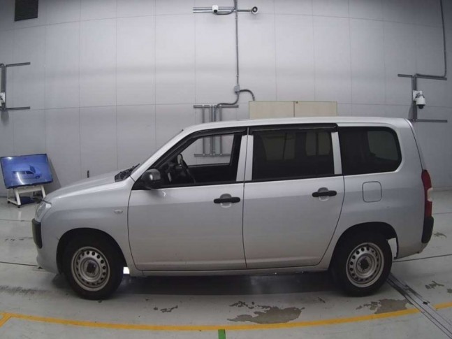 Toyota Probox 1.5 G 2022