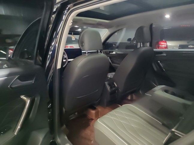 Volkswagen Tiguan L 2.0 330 TSI DSG R-Line Enjoy Edition 2022