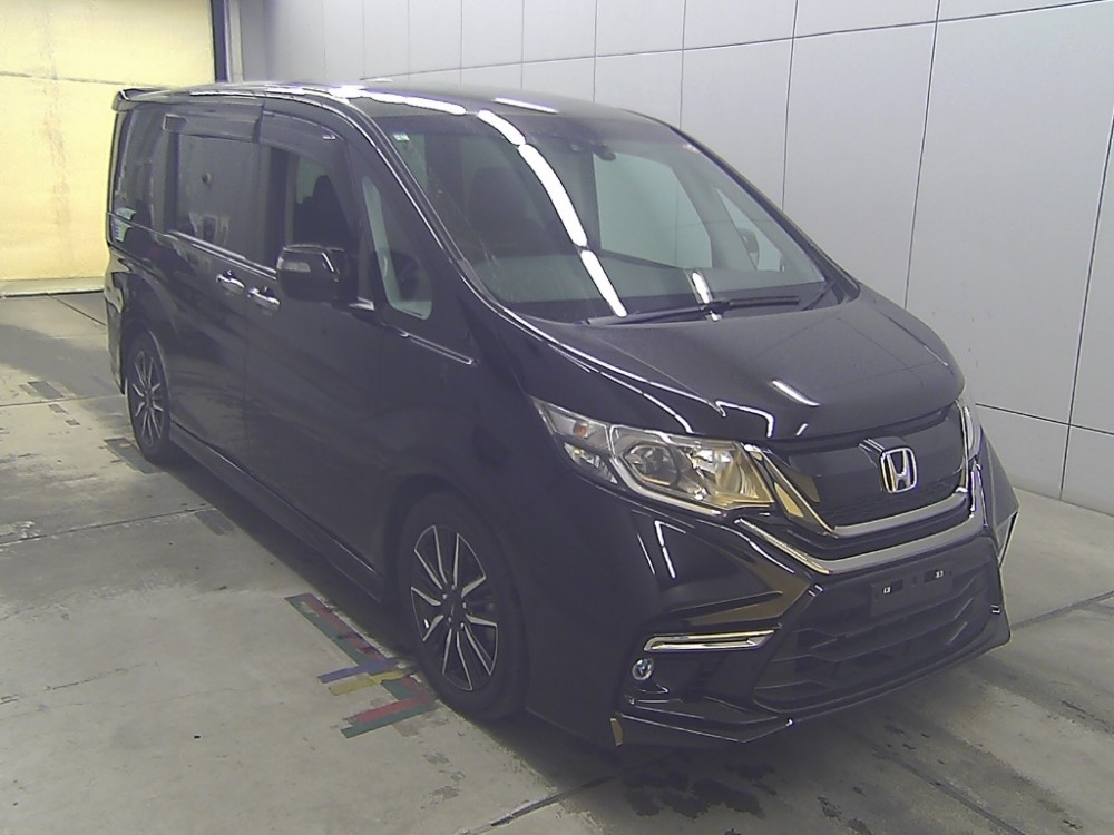 Honda Stepwgn 1.5 Modulo X Honda Sensing 7 seater 2017